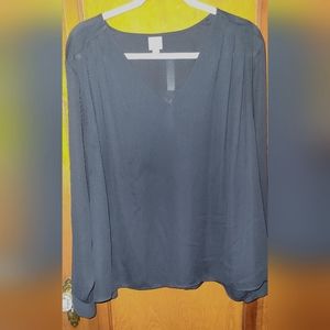 Black woman's plus-size blouse